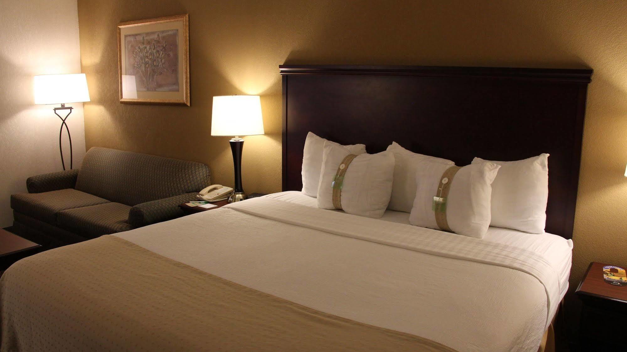 Holiday Inn Huntsville - Research Park By Ihg Exterior photo